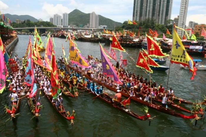 FESTIVALUL BĂRCILOR DRAGON: TRADIȚIE VIE ÎN CHINA MODERNĂ