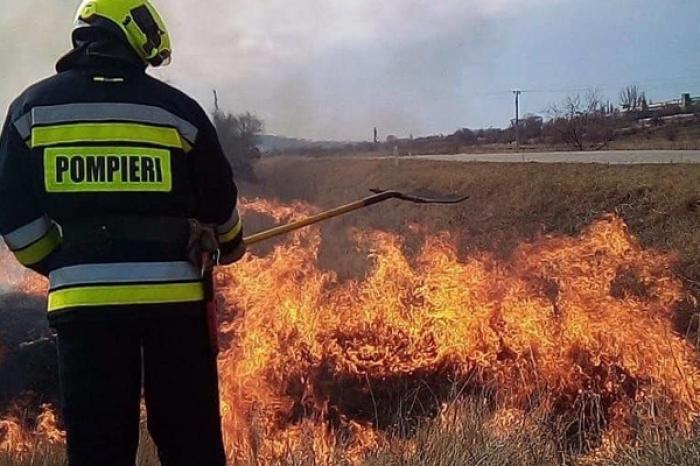 ЗА МИНУВШИЕ СУТКИ СПАСАТЕЛИ 34 РАЗА ВЫЕЗЖАЛИ НА ТУШЕНИЕ ПОЖАРОВ