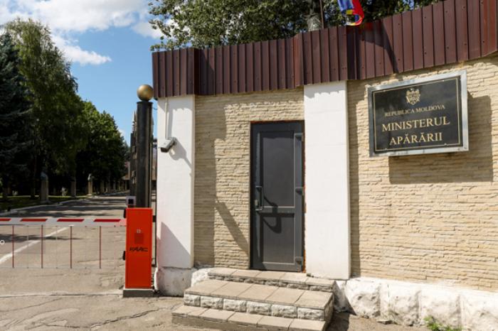 MINISTERUL APĂRĂRII A CONFIRMAT PREGĂTIREA SĂ DE A SUPRIMA ORICE AMENINȚĂRI ÎN SPAȚIUL AERIAN AL MOLDOVENII