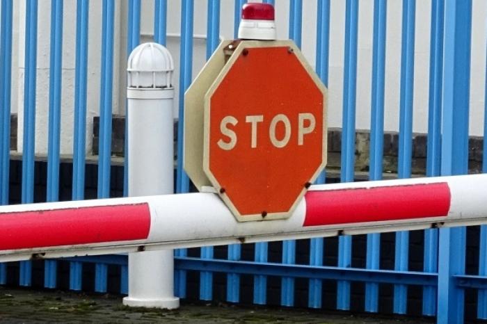 ПРАВЫЕ ПОЛИТИКИ ПОДДЕРЖИВАЮТ ЗАПРЕТ НА ВЪЕЗД В РУМЫНИЮ ЛИДЕРА БЛОКА «АЛЬТЕРНАТИВА» ИОНА ЧЕБАНА