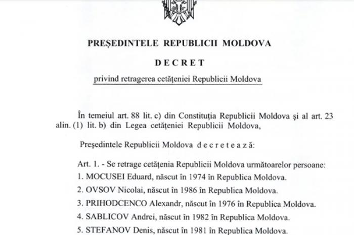 PREȘEDINTA MAIA SANDU A PRIVIT CETĂȚENIA MOLDOVENEASCĂ CINCI COMPATRIOȚI CARE AU DEVENIT VOLUNTARI MERCENARI