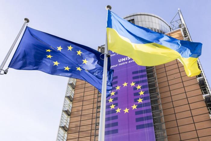UE oferă peste 4 miliarde de euro Ucrainei, în ajunul Zilei Independenței