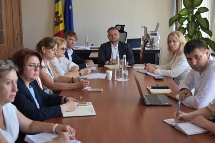 ​VICEPREMIER: PROBLEMA FUNCȚIONĂRII ȘCOLILOR MOLDOVENEȘTI DIN TRANSNISTRIA RĂMÂNE O PRIORITATE
