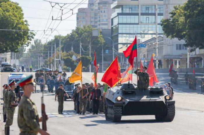 ​В ПРИДНЕСТРОВЬЕ ВПЕРВЫЕ ЗА ПОСЛЕДНИЕ ГОДЫ ПРОЙДЕТ 2 СЕНТЯБРЯ ВОЕННЫЙ ПАРАД