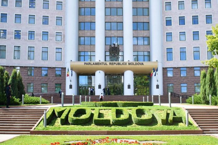 ПРАВЯЩАЯ В МОЛДОВЕ ПАРТИЯ «ДЕЙСТВИЕ И СОЛИДАРНОСТЬ» ОДЕРЖАЛА ПОБЕДУ НА ПАРЛАМЕНТСКИХ ВЫБОРАХ, СОХРАНИВ БОЛЬШИНСТВО В ПАРЛАМЕНТЕ