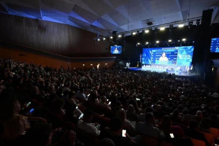 FUNDAȚIA CARITABILĂ EVREIESCĂ DOR LE DOR PARTICIPĂ LA CONGRESUL SIONIST DE LA IERUSALIM