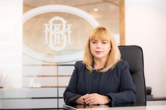 GUVERNATORUL BĂNCII NAȚIONALE: BANII SUNT UN MIJLOC PRIN CARE ÎȚI POȚI FACE VIAȚA PUȚIN MAI UȘOARĂ