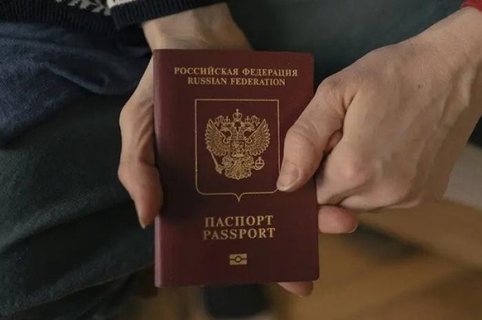 Comisia UE interzice vizele Schengen cu intrări multiple pentru cetățenii ruși