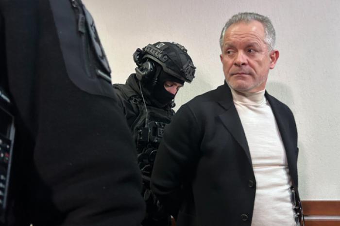 ВЛАДИМИР ПЛАХОТНЮК ВПЕРВЫЕ ПРЕДСТАЛ ПЕРЕД МОЛДАВСКИМ СУДОМ ПОСЛЕ ДВУХ МЕСЯЦЕВ ОТКАЗА ОТ УЧАСТИЯ В ЗАСЕДАНИЯХ СУД
