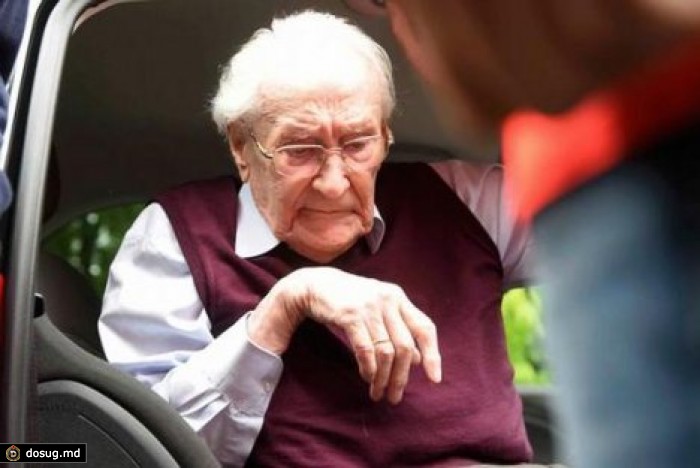 94-летнего "бухгалтера Освенцима" приговорили к четырем годам тюрьмы