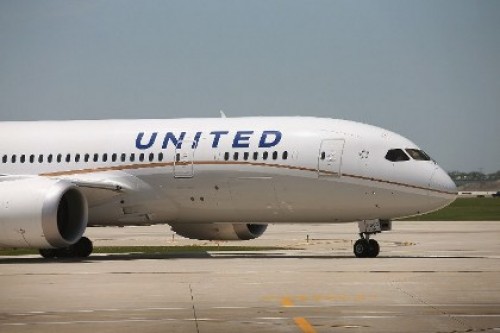 Американский Boeing 787 прервал рейс из-за технической неисправности