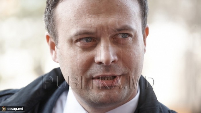 Андриан Канду подверг критике инициативу об отставке Дорина Дрэгуцану