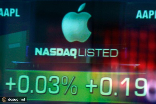 Apple обязала руководителей вложить зарплаты в акции