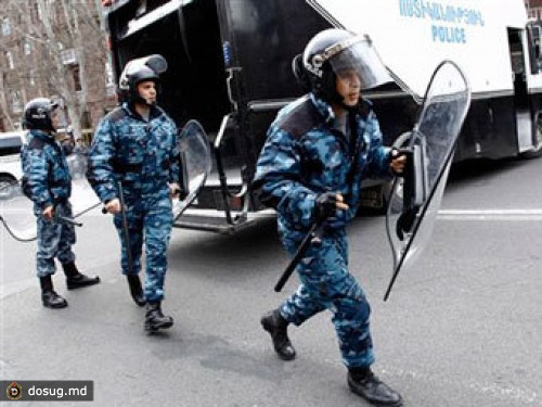 Армения отозвала своих полицейских из Будапешта