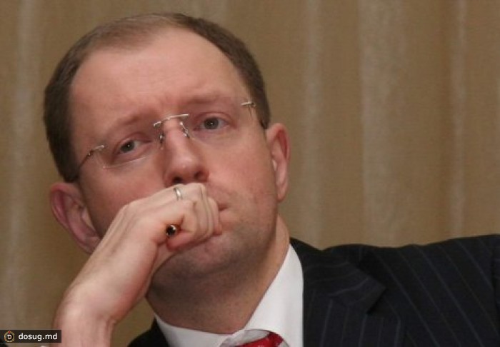 Арсений Яценюк призвал Москву способствовать отмене крымского референдума