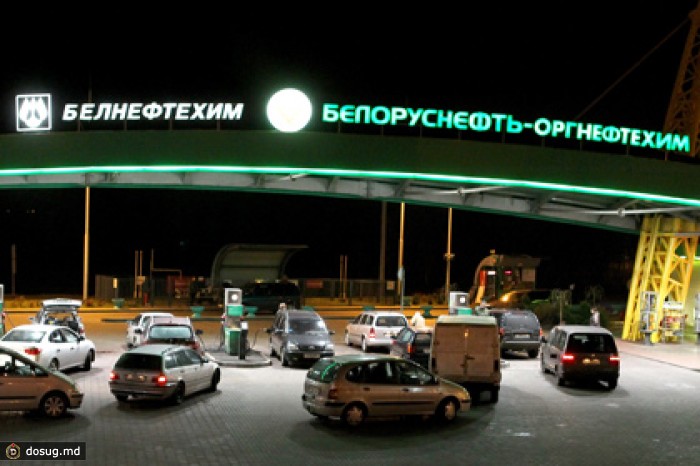 Белоруссия подняла цены на бензин до российского уровня