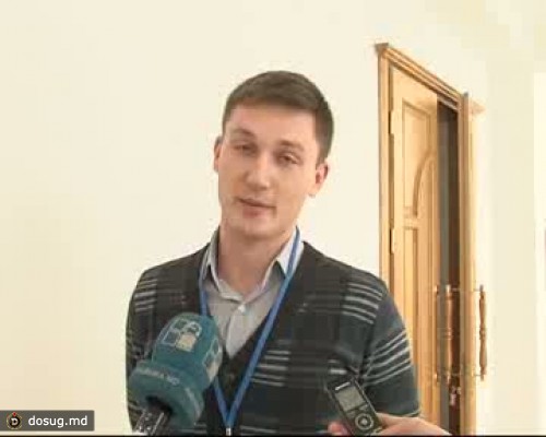Более 27 процентов молодых специалистов - безработные. Профсоюзы обвиняют в этом власти