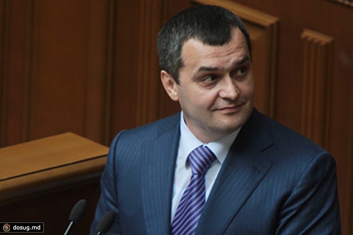 Бывший глава МВД Украины получил российский паспорт