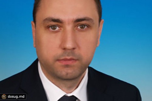 Чеченский депутат подготовил закон о невыездных чиновниках