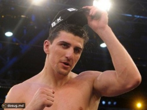 Чемпион мира решил добиться боя с Кличко с помощью Поветкина