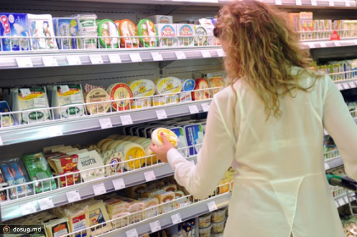 Чиновники допустили возвращение в Россию пармезана и йогуртов