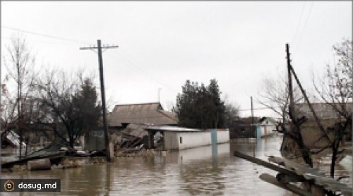 Дома села Валены могут оказаться под водой из-за ветхой дамбы