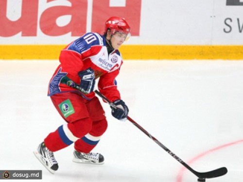 Два хоккеиста сборной России лишились шансов сыграть на ЧМ-2012
