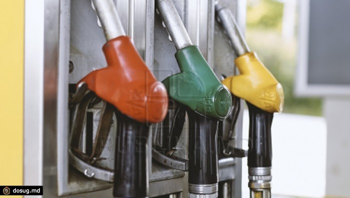 Ещё одна нефтяная компания снизила цены на горючее