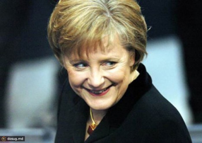 Еврокомиссия поддержала идею Меркель создать защищенные от шпионажа коммуникационные сети