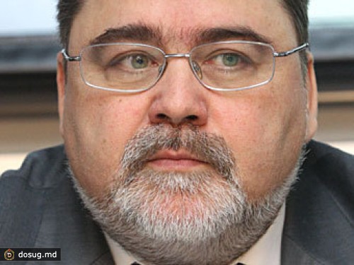 Глава ФАС предложил уволить половину чиновников