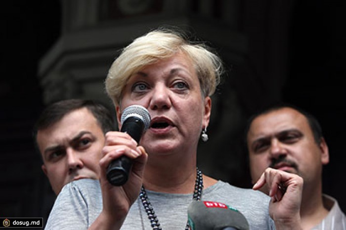 Глава Нацбанка Украины попросила прибавку к зарплате