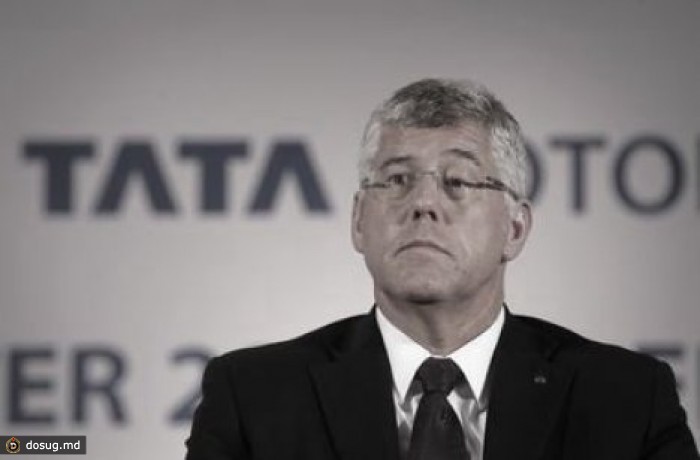 Глава Tata Motors выпал из окна отеля и погиб