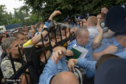 Глава киевской милиции простил участников штурма райотдела МВД