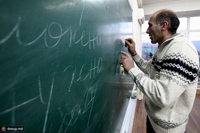 Госдума обязала трудовых мигрантов сдавать экзамен по русскому