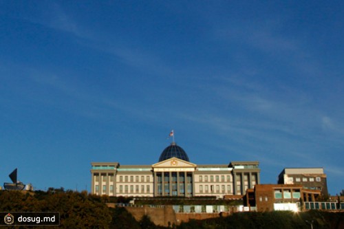 Грузинского президента поселят в бывшем посольстве США