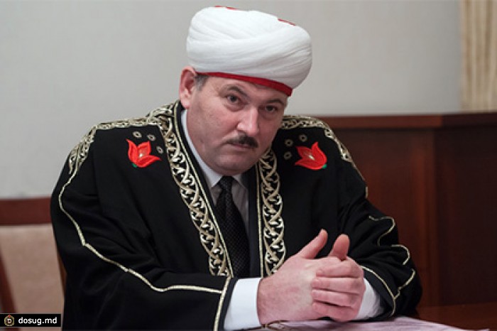 Имам Соборной мечети Петербурга стал жертвой угонщиков