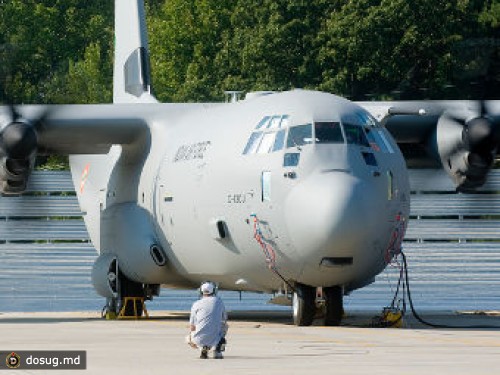 Индия заказала у США девять транспортников Super Hercules