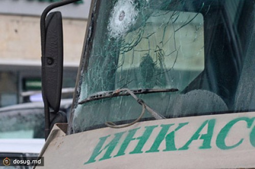 Инкассатор «Укрпочты» в перестрелке убил двух бандитов