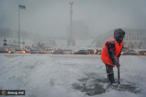 Из-за снега в Киеве объявили ЧС