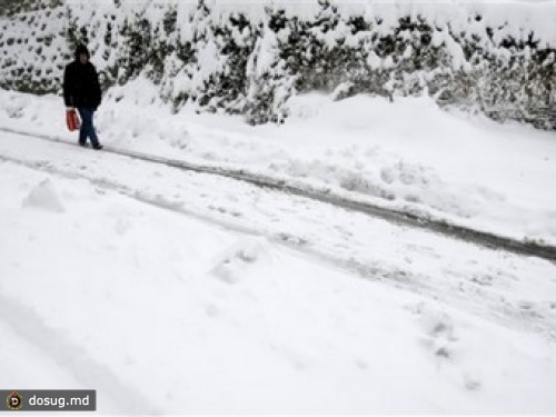 Из-за снегопадов на Балканах погибли шесть человек