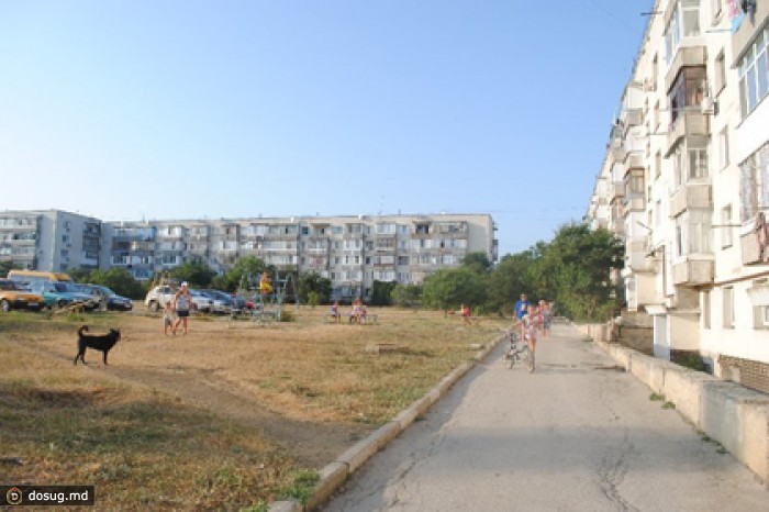 Из здания Черноморского флота выселили стриптиз-клуб