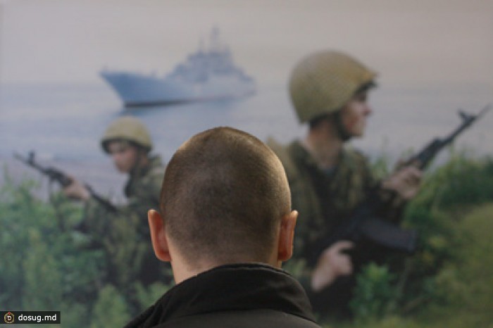Избитый в армии срочник отсудил у Минфина 800 тысяч рублей