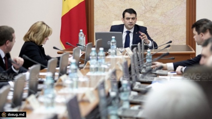 Кабинет министров принял ответственность за закон о бюджете 2015