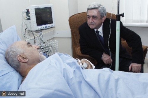 Кандидат в президенты Армении попросил перенести выборы