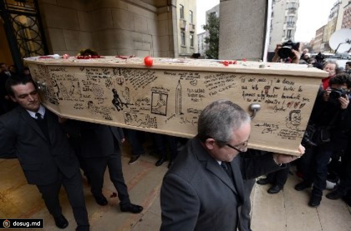 Карикатуриста Charlie Hebdo похоронят в разрисованном гробу