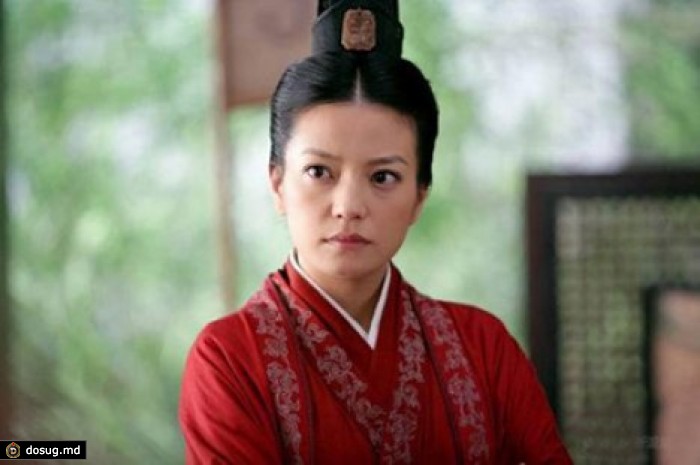 Китаец подал в суд на актрису за пристальный взгляд