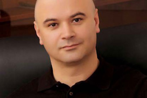 Крымский чиновник назвал бомжей и цыган «зверушками»