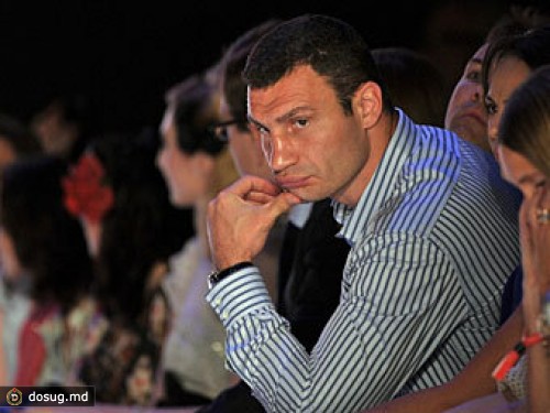 Кулаки помогли Кличко обойти в рейтинге Объединенную оппозицию