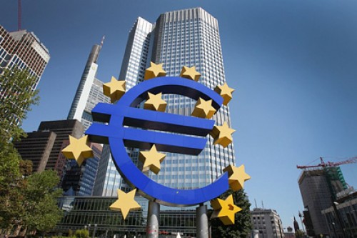 Курс евро на бирже превысил 43 рубля