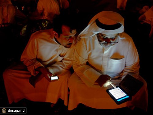 Кувейтского журналиста посадили на два года за посты в Twitter